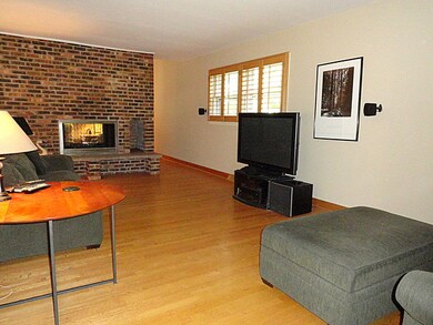 416 Meadowrue Ln, Batavia, IL 60510 - photo 7