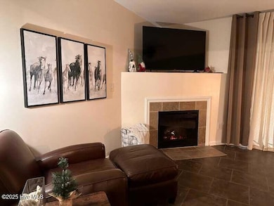 4124 Kittrell Farms Dr unit M4, Greenville, NC 27858 - photo 5