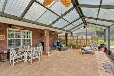Sit relax & enjoy the oversized screened Lanai any time of the year !
