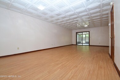 4328 Melissa Ct W, Jacksonville, FL 32210 - photo 2