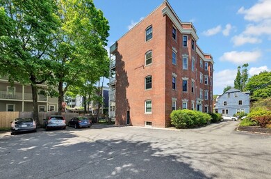 35 Pemberton St unit 4, Cambridge, MA 02140 - photo 3