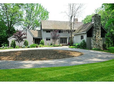 407 Round Hill Rd, Greenwich, CT 06831 - photo 3