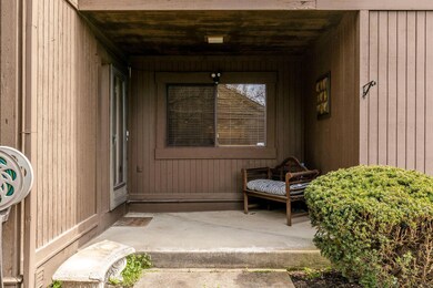 2020-03-26 2140 Willowick Square 08