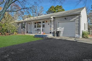 1599 Feureisen Ave, Bohemia, NY 11716 - photo 3
