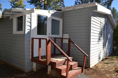 715 W Pine Dr, Lookout, CA 96096 - photo 5