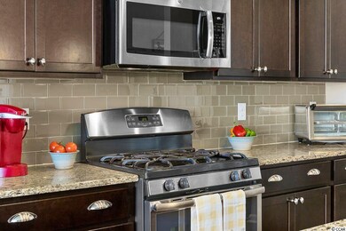 Yes we have Natural  Gas Cooking!!!  Plus Gorgeous