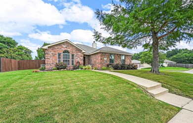 329 Lake Texoma Dr, Wylie, TX 75098 - photo 2