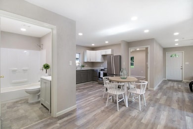 1705 Gabriel Ave, Parsons, KS 67357 - photo 4