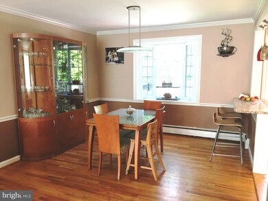 916 W Maple Dr, Southampton, PA 18966 - photo 7