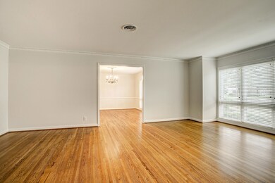 12402 Rip Van Winkle Dr, Houston, TX 77024 - photo 3