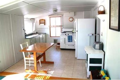 9 70th St, Newburyport, MA 01950 - photo 5