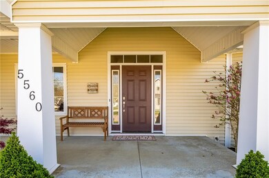 5560 Treeline Dr, Columbus, IN 47201 - photo 3