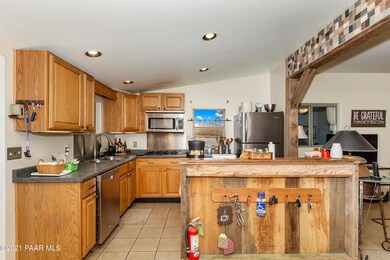 006_Kitchen