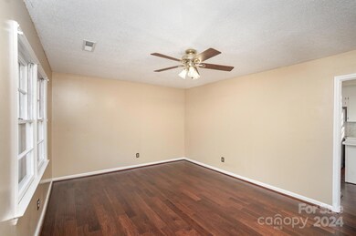 2536 S Chipley Ford Rd, Statesville, NC 28625 - photo 7