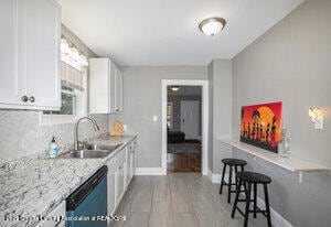 1312 W Mount Hope Ave, Lansing, MI 48910 - photo 5