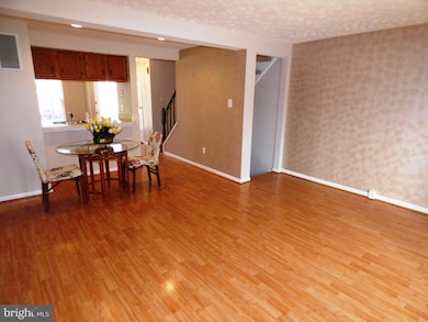 1659 Fieldthorn Dr, Reston, VA 20194 - photo 7