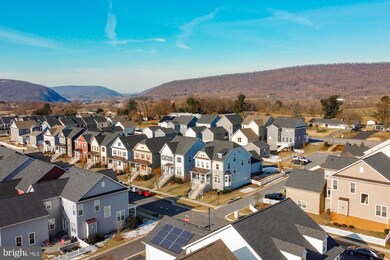 1423 Village Green Way, Brunswick, MD 21716 - photo 3