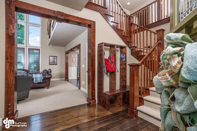 Entryway 8361-FULL