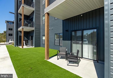 102 Bloomfield Ln, Bridgeport, WV 26330 - photo 4