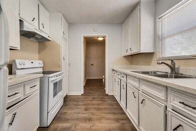 1411 W unit 6th, Freeport, TX 77541 - photo 7