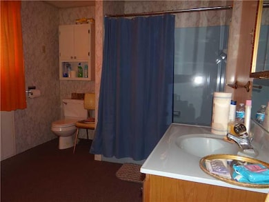 Master Bath/Spa.