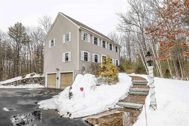 98 Heather Cir, Auburn, NH 03032 - photo 2