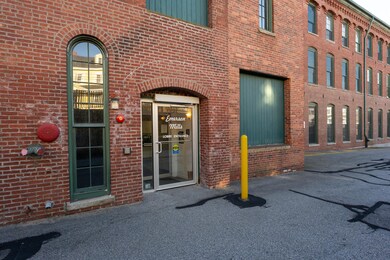 Emerson Mills unit M10, Pembroke, NH 03275 - photo 2