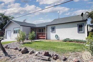701 1st St W, Hardin, MT 59034 - photo 2
