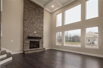 10655 Angelina Dr, North Royalton, OH 44133 - photo 5