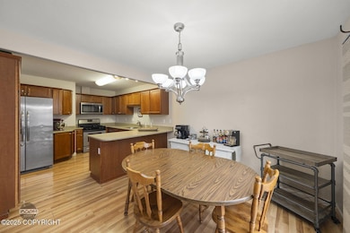 14-web-or-mls-20630 Icefall Dr-14