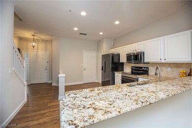 Kitchen/Entryway