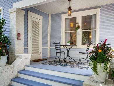 1524 Columbia St, Houston, TX 77008 - photo 4