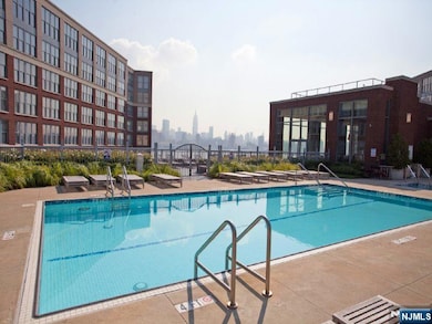 1125 Maxwell Place unit 624, Hoboken, NJ 07030 - photo 3