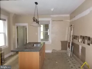 931 Atlantic Ave, Camden, NJ 08104 - photo 4