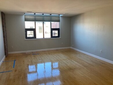 376 Commercial St unit 6D, Boston, MA 02109 - photo 4