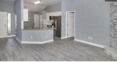 6057 Scenic Meadow Ln, Jacksonville, FL 32244 - photo 2