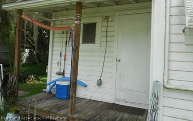 121 Harris Dr, Lake Placid, FL 33852 - photo 5