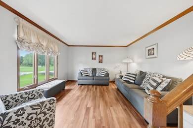 16-web-or-mls-N Spring Ct-2305-016