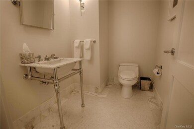 The Atelier Suites at The Ritz Carlton unit 8C, White Plains, NY 10601 - photo 2