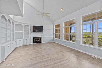 271E2ndSt - 41