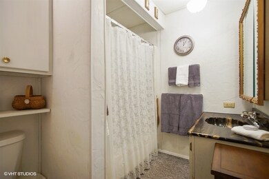 1047 E Prairie Ave, Des Plaines, IL 60016 - photo 5