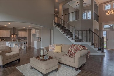 10423 N Chelsea Ave, Kansas City, MO 64156 - photo 5