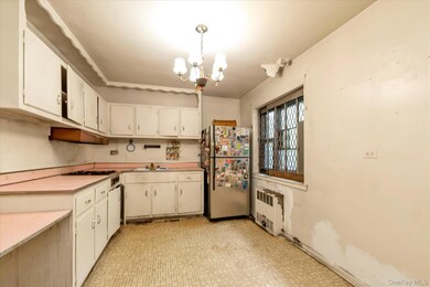31-30 138th St unit 2, Flushing, NY 11354 - photo 5