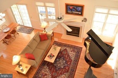 6818 Crofton Colony Ct, Crofton, MD 21114 - photo 5