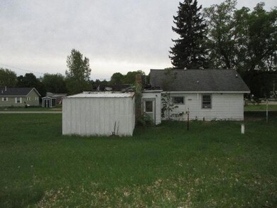 463 Sheridan St, Vanderbilt, MI 49795 - photo 5
