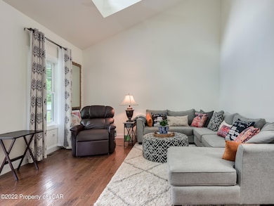 43 Boyle Rd, Dallas, PA 18612 - photo 5