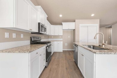 1523 NW Walnut Ave unit 199, Redmond, OR 97756 - photo 3