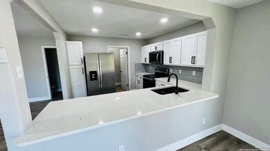 3827 Flyer Vista, San Antonio, TX 78261 - photo 7