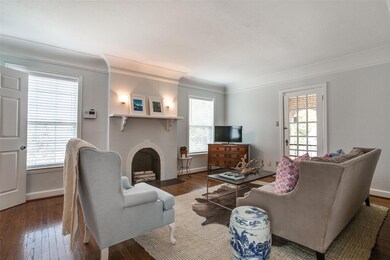 5922 Goodwin Ave, Dallas, TX 75206 - photo 2