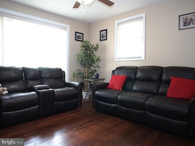 5702 64th Ave, Riverdale, MD 20737 - photo 3